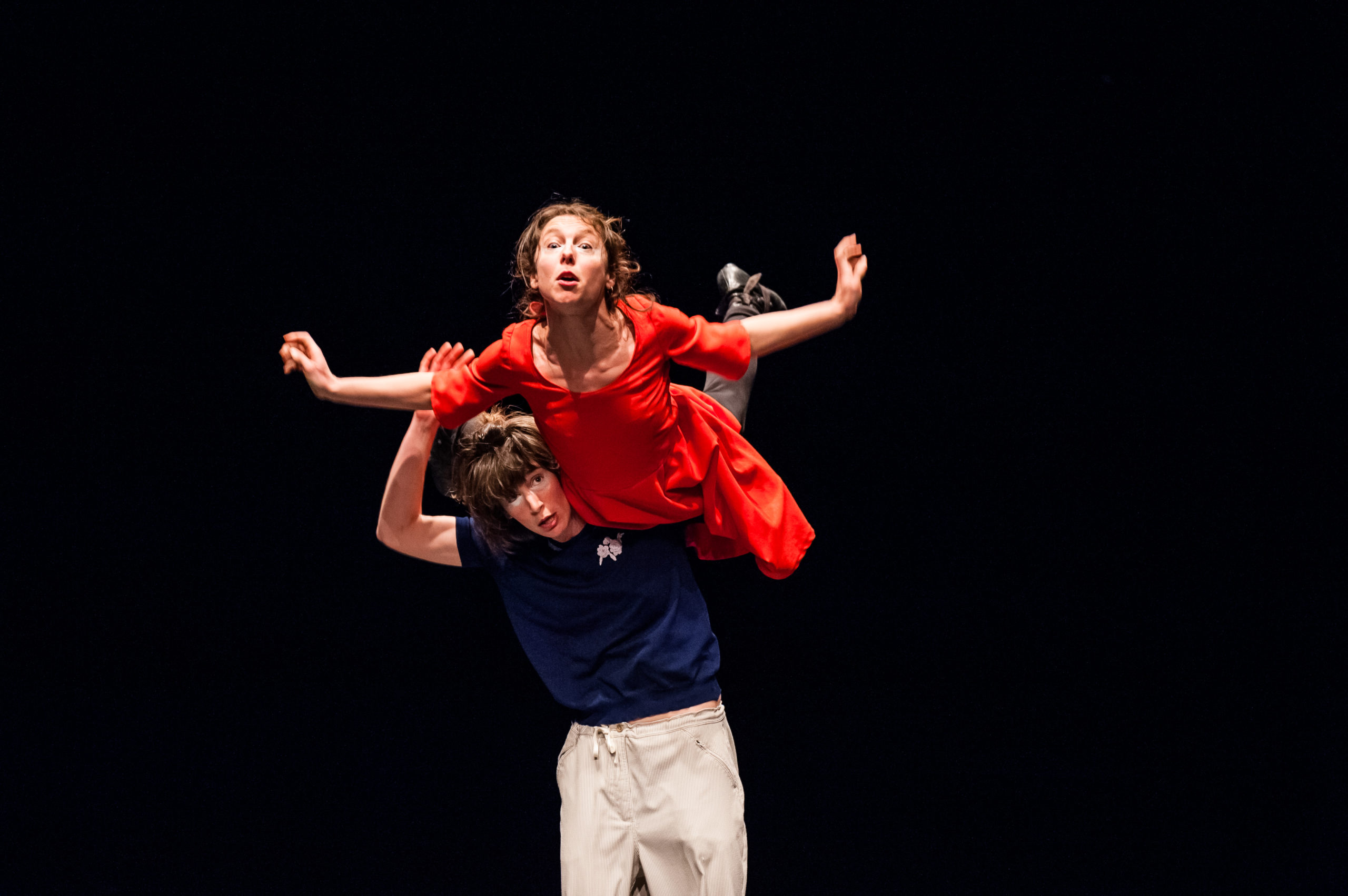 La Cie Boca Abierta avec Anne KAEMPF et Lior SHOOV, lauréats de Circus Next et Jeune talents cirque Europe, présentent les étapes de travail de leur projet de spectacle,